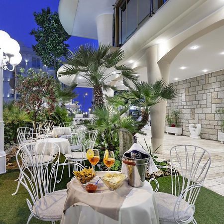 Ariminum Hotel Rimini Ngoại thất bức ảnh