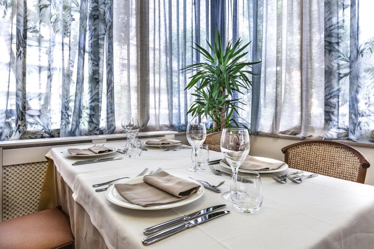 Ariminum Hotel Rimini Ngoại thất bức ảnh