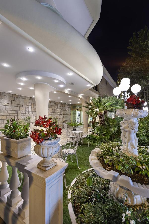 Ariminum Hotel Rimini Ngoại thất bức ảnh